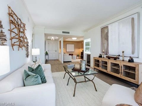 Pelican Bay Real Estate