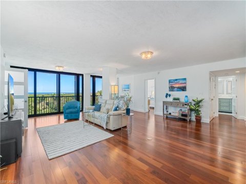 Pelican Bay Real Estate