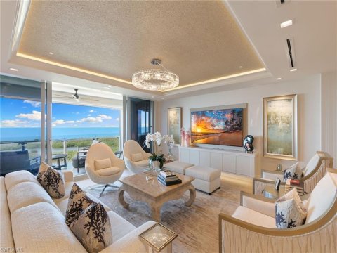 Pelican Bay Real Estate