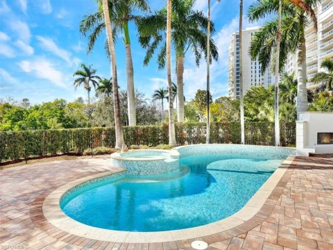 Pelican Isle Naples Florida Real Estate