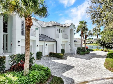 Pelican Marsh Naples Florida Condos for Sale
