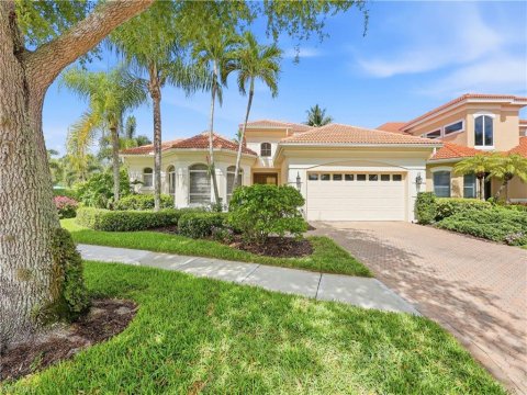 Pelican Marsh Naples Real Estate