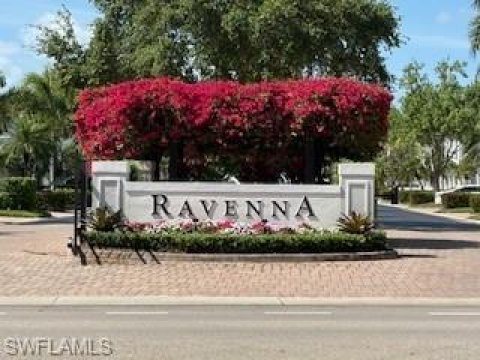 Pelican Marsh Naples Real Estate