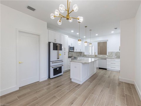 Pelican Marsh Real Estate