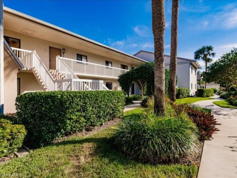 Pine Ridge Naples Florida Condos for Sale