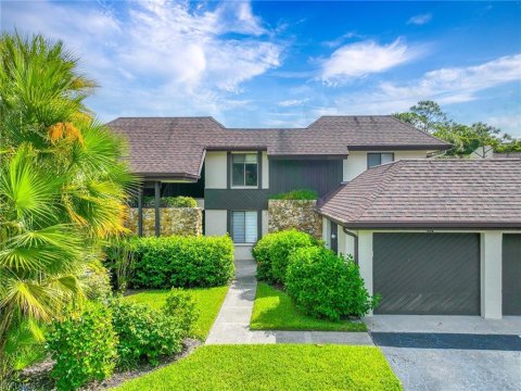 Pinewoods Real Estate