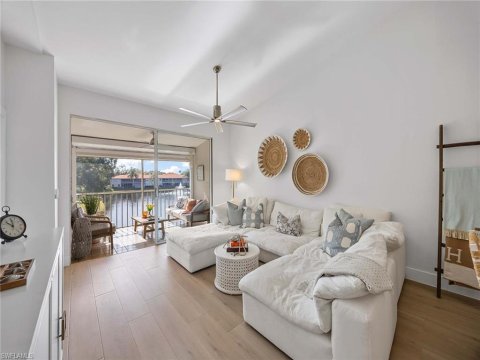 Pipers Grove Naples Real Estate