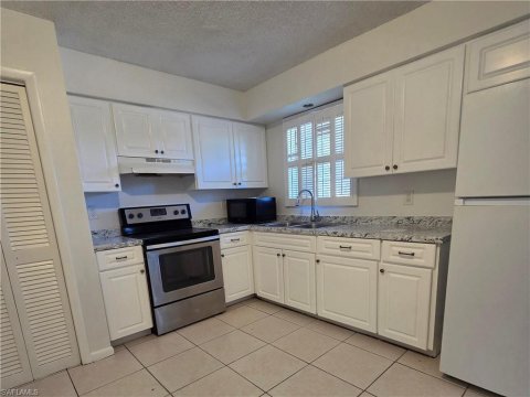 Poinciana Condo Naples Florida Real Estate