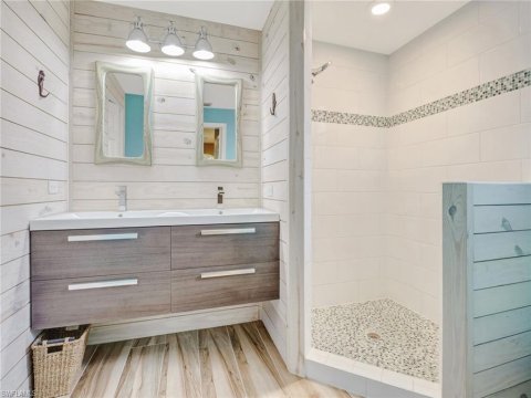 Quail Creek Village Real Estate