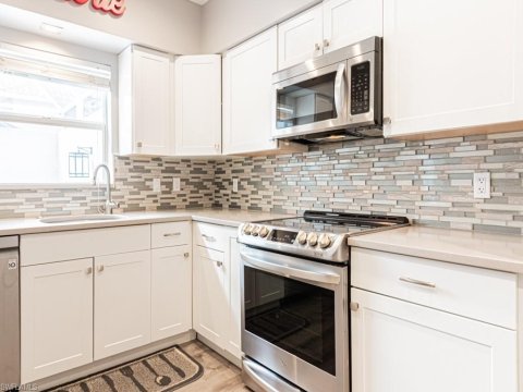 Quail Woods Courtyards Naples Florida Condos for Sale