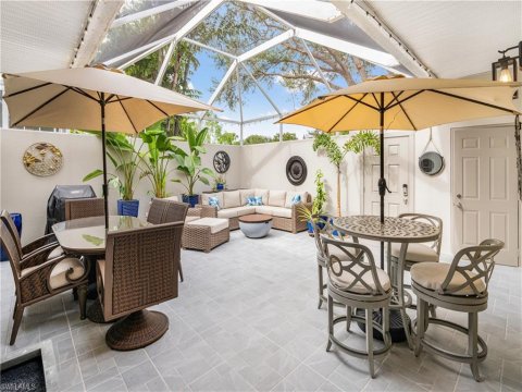 Quail Woods Courtyards Naples Florida Condos for Sale