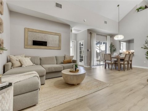 Quail Woods Courtyards Naples Florida Real Estate