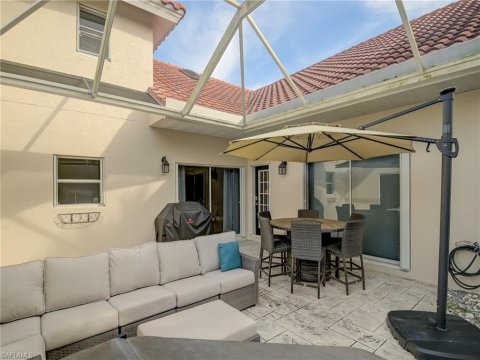 Quail Woods Courtyards Naples Real Estate