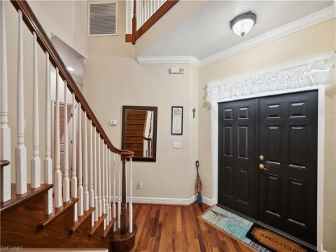 Queens Park Naples Florida Homes for Sale