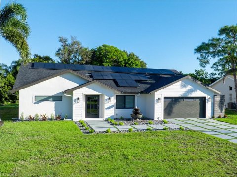 Queens Park Naples Real Estate