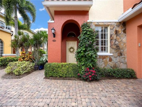 Rapallo Estero Real Estate