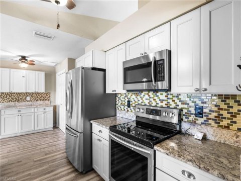 Regent Park Naples Real Estate