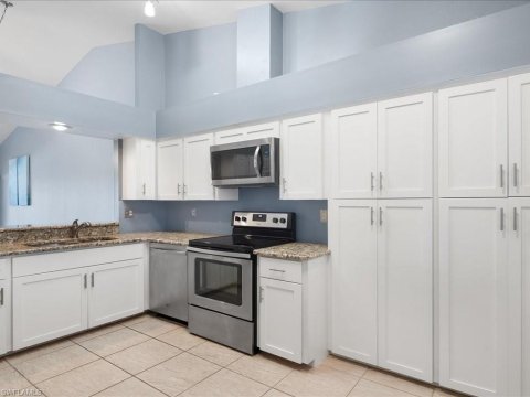 Retreat Naples Florida Real Estate
