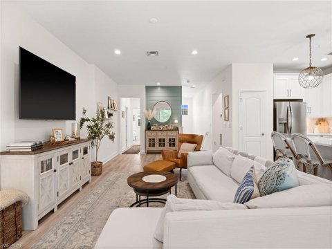 Richmond Park Naples Florida Real Estate