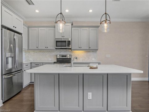 Richmond Park Naples Florida Real Estate