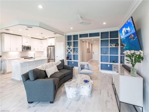 Richmond Park Naples Real Estate