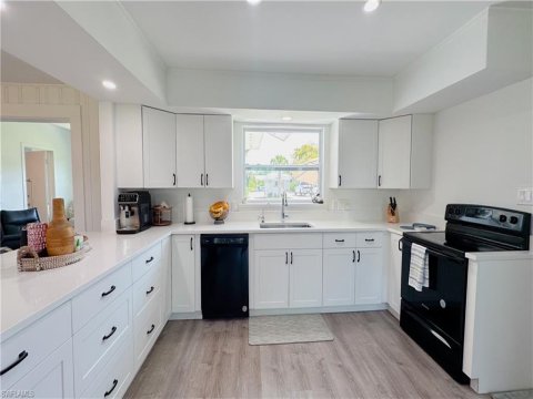 Rosemary Heights Naples Florida Homes for Sale
