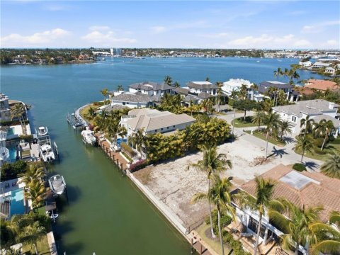 Royal Harbor Real Estate