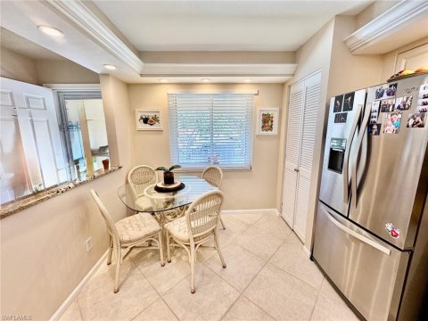 Royal Wood Naples Florida Condos for Sale