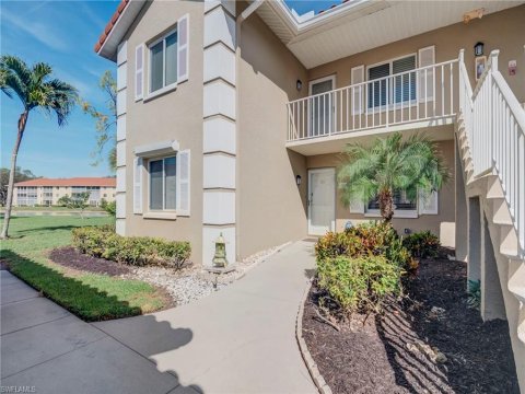 Royal Wood Naples Florida Condos for Sale