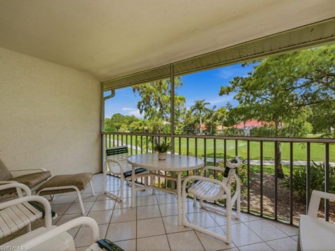 Royal Wood Naples Florida Condos for Sale