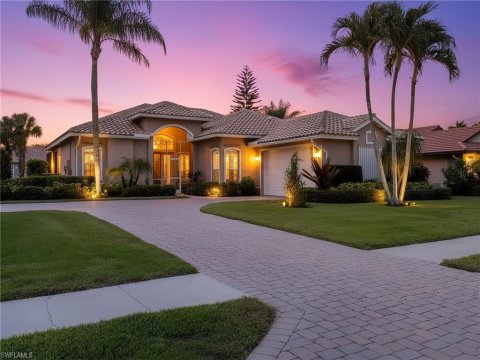 Royal Wood Naples Real Estate