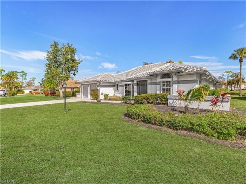 Royal Wood Naples Real Estate