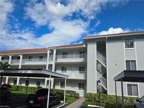 Royal Wood Real Estate