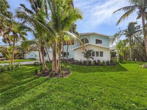 Sanibel Isles Real Estate
