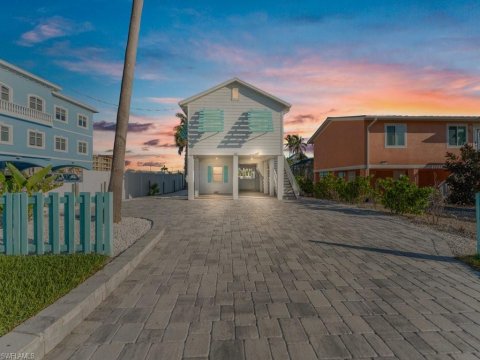 Santini Cross Unrec Real Estate