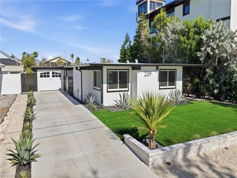 Santini Cross Unrec Real Estate