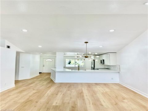 Sapphire Lakes Naples Real Estate