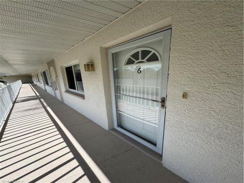 Sapphire Lakes Real Estate