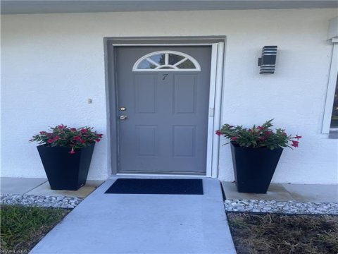 Sapphire Lakes Real Estate