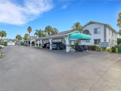 Sapphire Lakes Real Estate