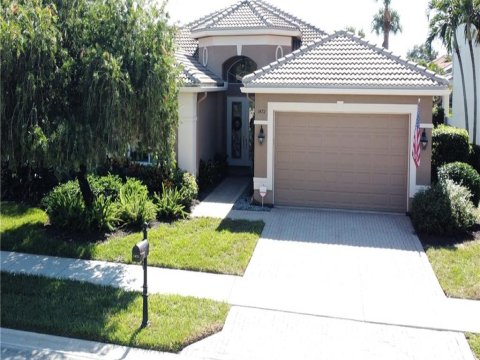 Saturnia Lakes Naples Florida Real Estate