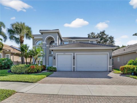 Saturnia Lakes Naples Florida Real Estate