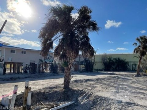 Seagrape Fort Myers Beach Real Estate