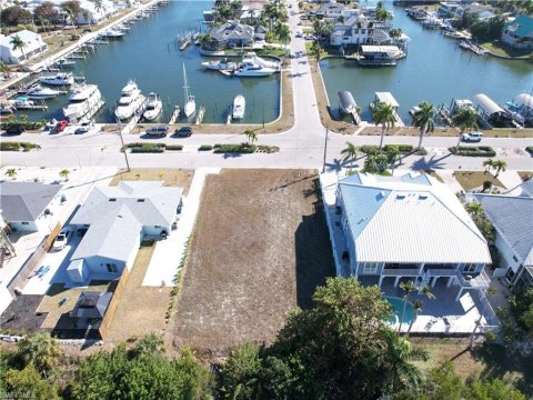 Siesta Isles Fort Myers Beach Florida Land for Sale