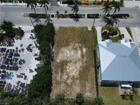 Siesta Isles Fort Myers Beach Florida Real Estate