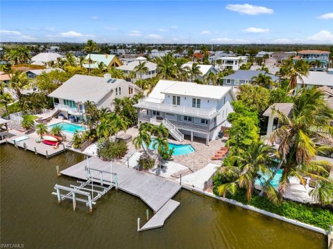 Siesta Isles Fort Myers Beach Real Estate