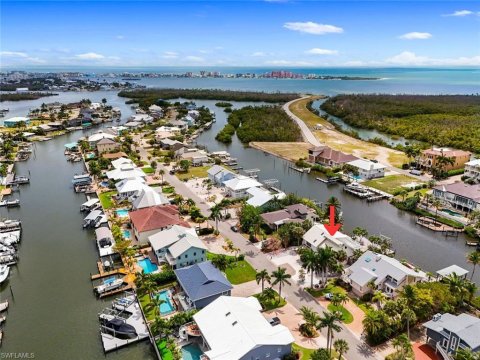 Siesta Isles Fort Myers Beach Real Estate