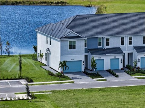 Skysail Naples Florida Real Estate