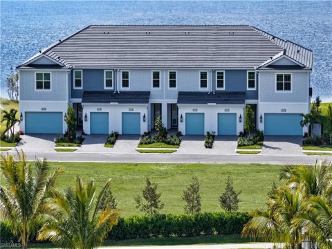 Skysail Naples Florida Real Estate