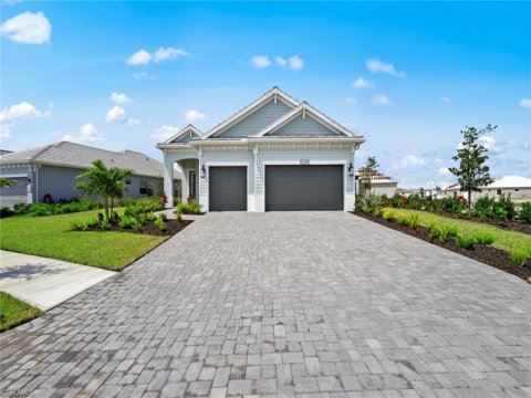 Skysail Naples Florida Real Estate